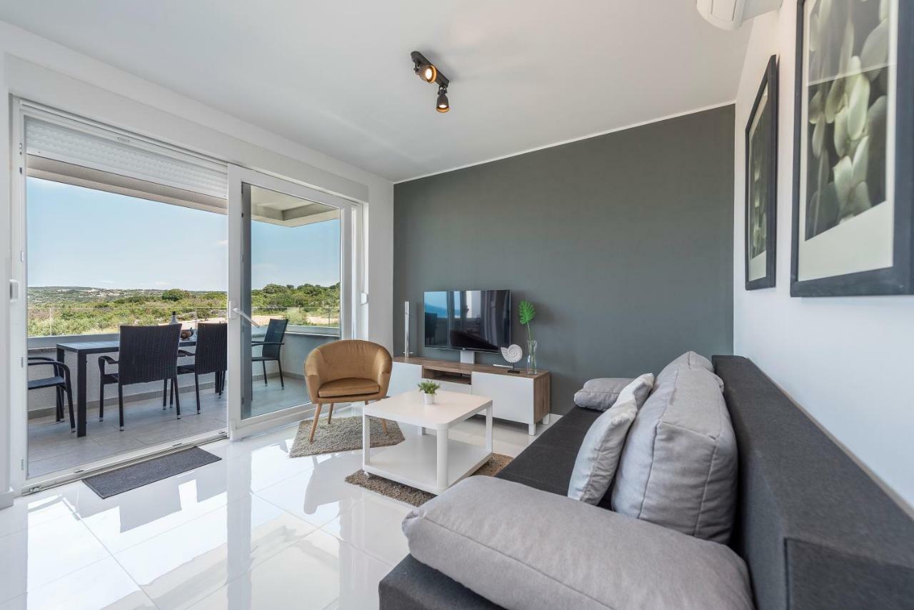 Adris 2 Luxury Modern Apartment With A Pool Novalja Eksteriør bilde