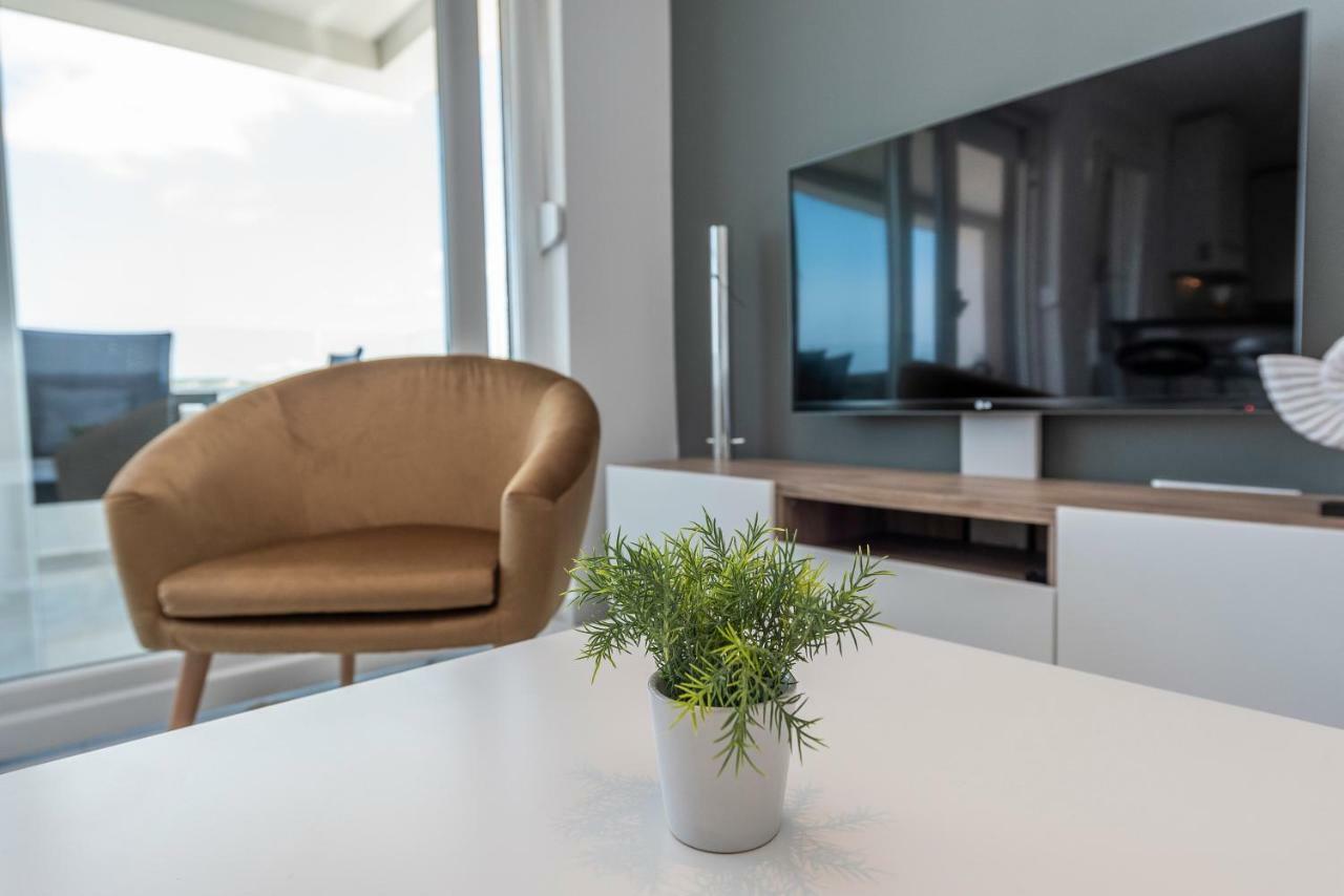 Adris 2 Luxury Modern Apartment With A Pool Novalja Eksteriør bilde