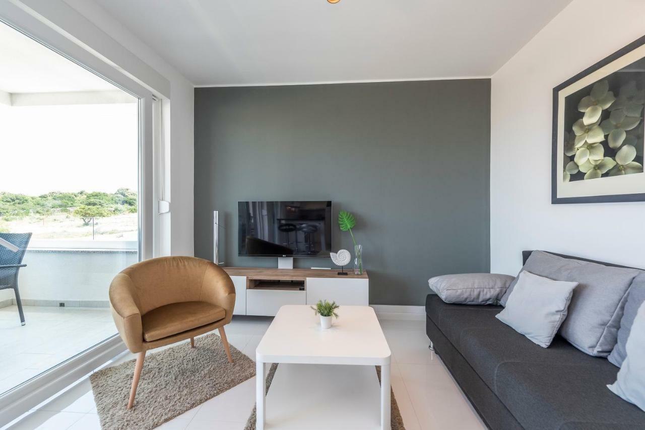 Adris 2 Luxury Modern Apartment With A Pool Novalja Eksteriør bilde