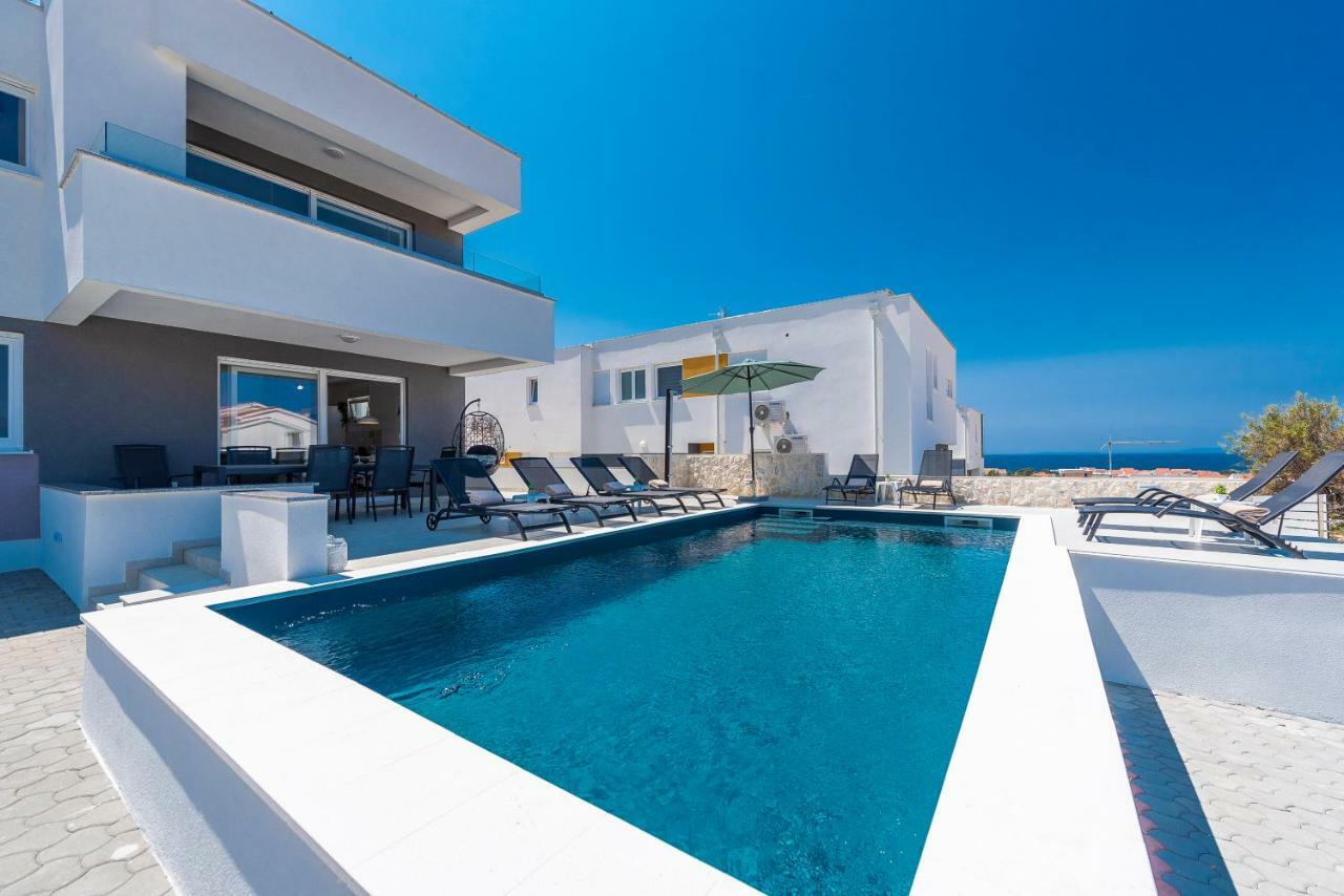 Adris 2 Luxury Modern Apartment With A Pool Novalja Eksteriør bilde