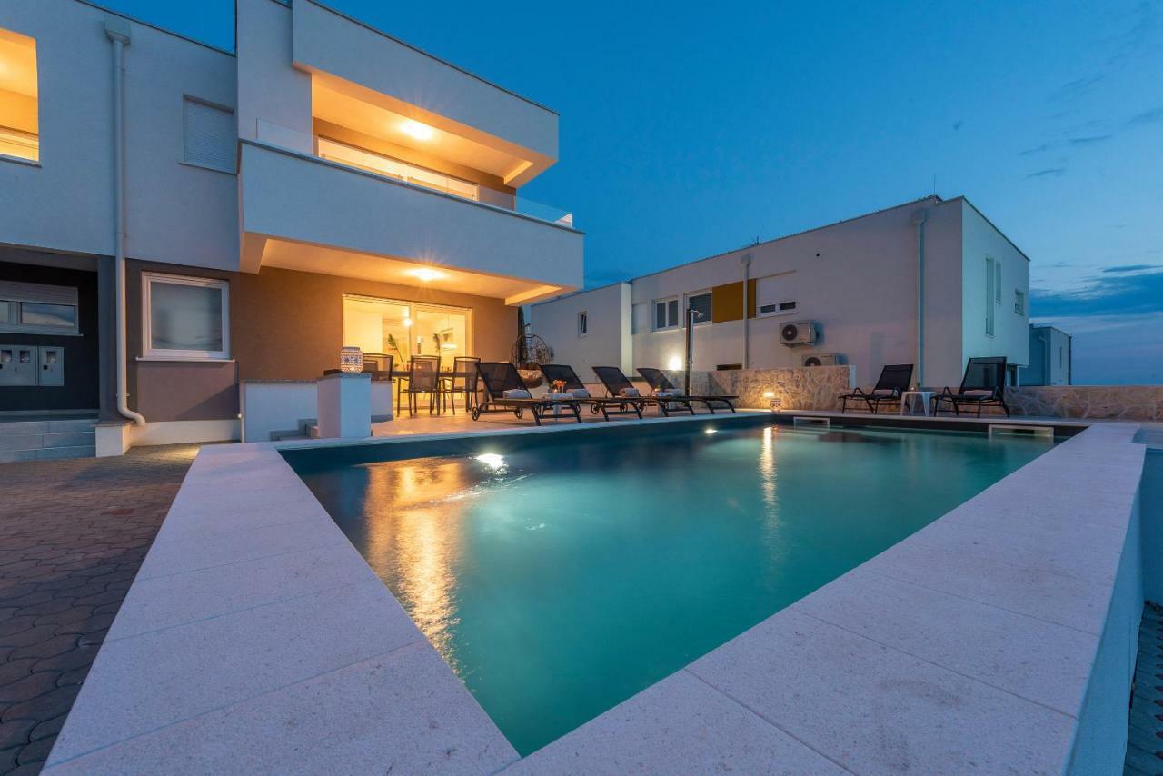 Adris 2 Luxury Modern Apartment With A Pool Novalja Eksteriør bilde
